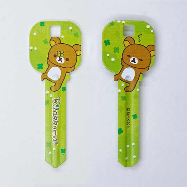 Rilakkuma Key-Shaped Keychain (Rilakkuma Clover)